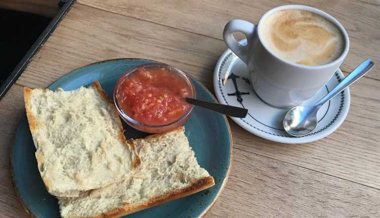 Jamón y queso: un clásico desayuno español