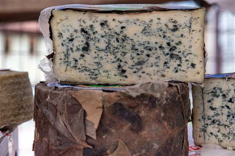 Elaboración del queso azul en España