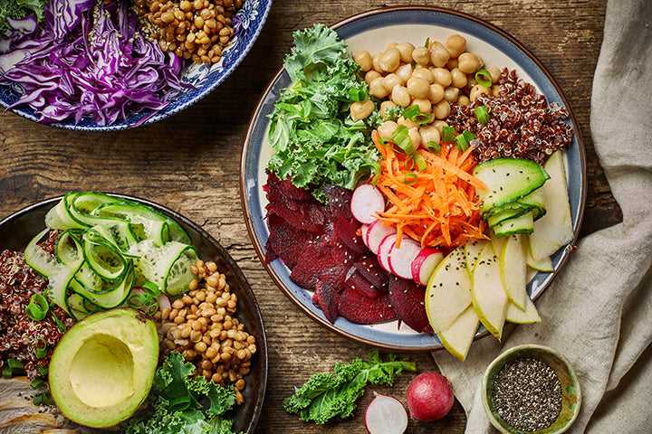 ¿Qué se debe comer primero la ensalada o la carne?